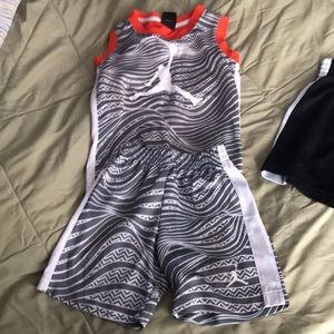 3t toddler Jordan summer set